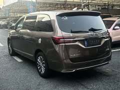 Buick GL8 Land Business Class 652T Luxury - ფოტო 6