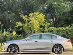 BMW i5 2025 eDrive 35L Luxury Package - ფოტო 7