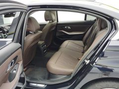 BMW 3 Series 325Li M Sport Package - ფოტო 11