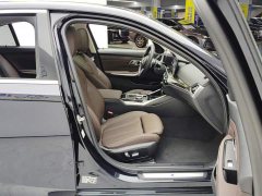 BMW 3 Series 325Li M Sport Package - ფოტო 8