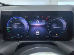 FAW Red Flag HS3 PHEV 117km Dynamic Edition - ფოტო 14