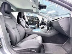 Tesla Model 3 High Performance All-Wheel Drive - ფოტო 9