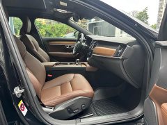 Volvo S90 2025 B5 Intelligent Luxury Edition - ფოტო 19