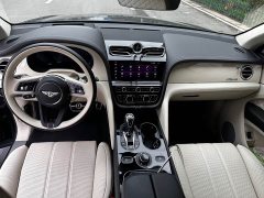 Bentley Bentayga Plug-in Hybrid 3.0T PHEV Elegance Edition - photo 7