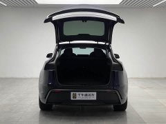 Tesla Model Y Rear-Wheel Drive - ფოტო 10