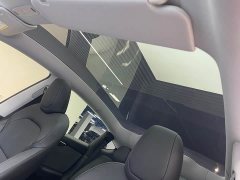 Tesla Model Y Rear-Wheel Drive - ფოტო 14