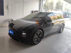 Li Auto i6 2025 Two-Wheel Drive Standard - ფოტო 1