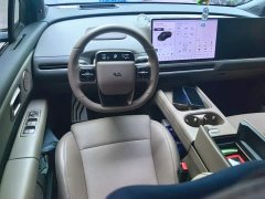 Li Auto i6 2025 Two-Wheel Drive Standard - ფოტო 12