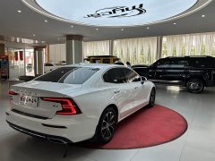 Volvo S60 2022 B4 Smart Luxury Edition - ფოტო 5