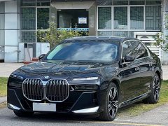 BMW 7 Series 740Li Premier M Sport Package - ფოტო 1