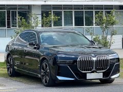 BMW 7 Series 740Li Premier M Sport Package - ფოტო 3