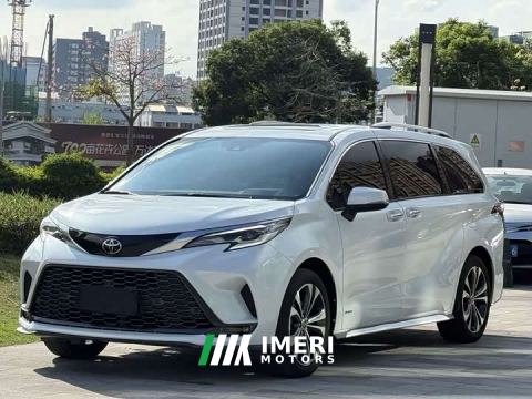 2024 Toyota Emgrand S12 Grevias 2.5L Hybrid Premium Plus Edition
