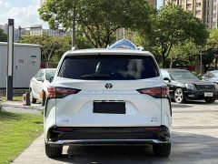 Toyota Emgrand S12 Grevias 2.5L Hybrid Premium Plus Edition - ფოტო 3