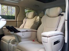Lexus LM 500h Six-Seat Premium Edition - ფოტო 16