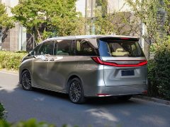 Lexus LM 500h Six-Seat Premium Edition - ფოტო 5