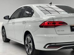 Volkswagen Bora 200TSI DSG Comfort Pro - ფოტო 8
