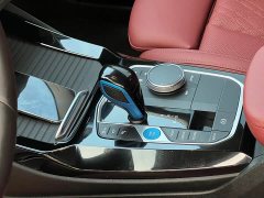 BMW iX3 Leadership Edition - ფოტო 16