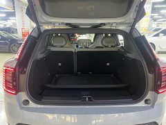 Volvo EX30 2025 Rear-Wheel Drive Extended Range Ultra - ფოტო 11