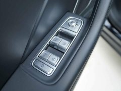 FAW Red Flag HS7 PHEV 2.0T PHEV AWD 2 Million Units Anniversary Edition 6-Seater - ფოტო 10