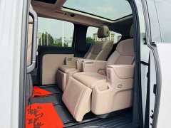 Li Auto MEGA 2025 Home Family Edition - ფოტო 13