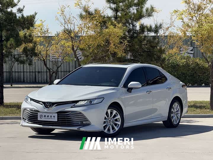 Toyota Camry Facelift 2.0G Luxury