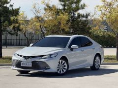 Toyota Camry 2019 Facelift 2.0G Luxury - ფოტო 1
