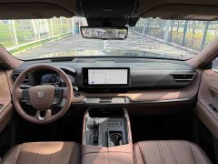 Porsche Shijí 2024 3.5L PHEV Base - ფოტო 20