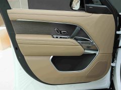 Land Rover Range Rover 2025 3.0L V6 400PS Extended Wheelbase Prestige Edition - ფოტო 15