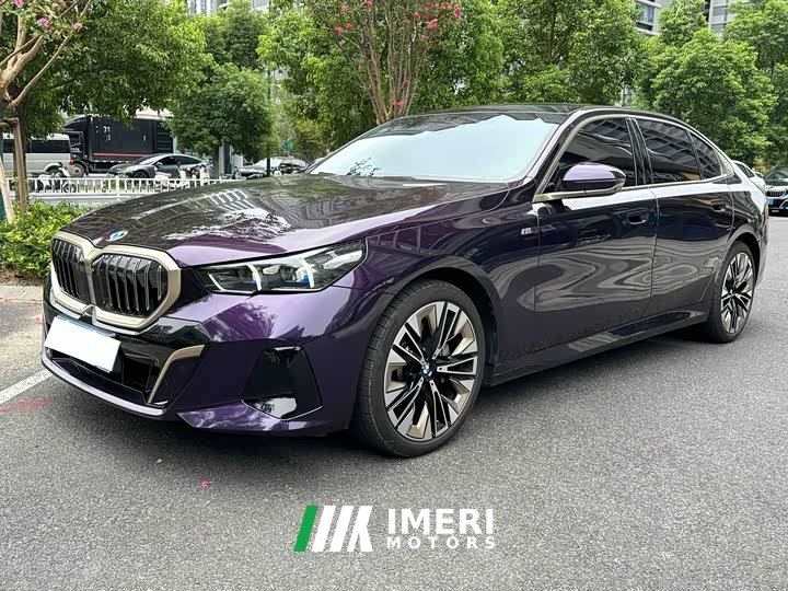 BMW 5 Series 2024 530Li Luxury M Sport Package - ავტომობილი ჩინეთიდან