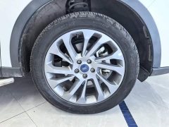 Ford Lingyù Lingyue EcoBoost 225 Premium 7-Seater - ფოტო 6