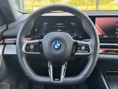 BMW i5 eDrive 40L M Sport Package - ფოტო 13