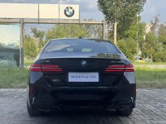 BMW i5 eDrive 40L M Sport Package - ფოტო 5