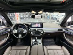 BMW 5 Series 530Li Luxury M Sport Package - ფოტო 7