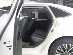Volkswagen Sagitar 200TSI DSG Feiyue Edition - ფოტო 11