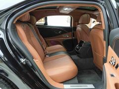 Bentley Flying Spur 4.0T V8 Elegance Edition - ფოტო 15