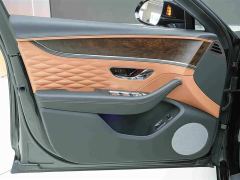 Bentley Flying Spur 4.0T V8 Elegance Edition - ფოტო 16