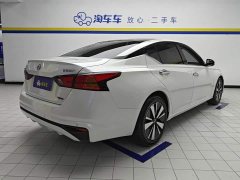 Nissan Teana 2.0L XL Comfort - photo 2