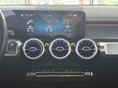 Mercedes-Benz GLB 200 Fashion Edition - ფოტო 10