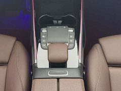 Mercedes-Benz GLB 200 Fashion Edition - ფოტო 12
