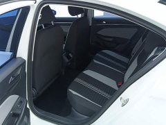Volkswagen Bora 200TSI DSG Comfort Edition - ფოტო 11