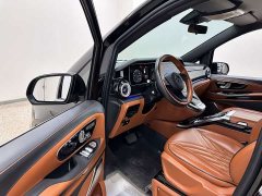 Mercedes-Benz Vito 2023 2.0T Elite 7-Seater - ფოტო 8