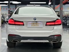 BMW 5 Series Facelift 530Li Luxury M Sport Package - ფოტო 4