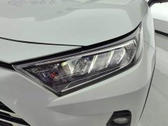 Toyota RAV4 2.0L CVT FWD Fashion Plus Edition - ფოტო 5