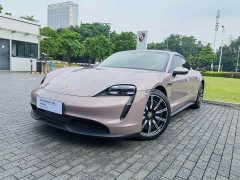 Porsche Taycan - ფოტო 1