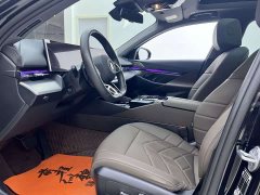 BMW 5 Series 530Li Premier M Sport Package - ფოტო 16