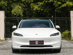 Tesla Model 3 2026 Long Range Rear-Wheel Drive - ფოტო 2