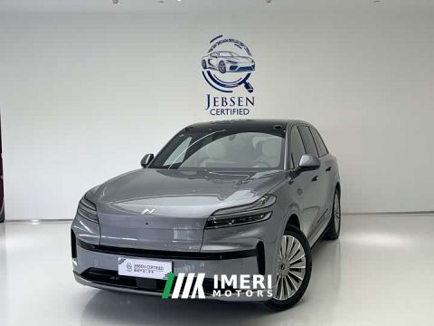 2025 Onvo L90 Ultra Six-Seater