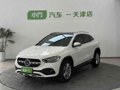 Mercedes-Benz GLA 180 - ფოტო 1