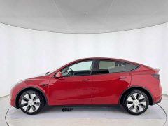 Tesla Model Y Long Range All-Wheel Drive 3D7 - ფოტო 4