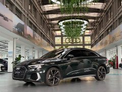 Audi A3 A3L Limousine 35 TFSI Fashion Sport - ფოტო 1